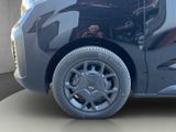 Opel Vivaro Kombi //9 Sitze/Kamera/Navi - Opel Vivaro mit Diesel-Antrieb: Navigationssystem