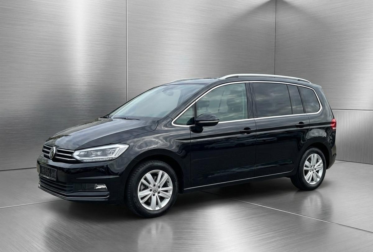 Volkswagen Touran 1.5 TSI Highline DSG 7-Sitzer LED APP ACC