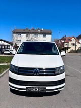 Volkswagen T6 Multivan Bulli Autm. AHK 2,5t - Volkswagen T6 Multivan aus 2016