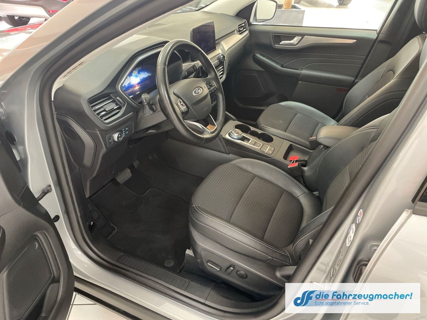 Fahrzeugabbildung Ford Kuga Titanium X 2.0*EXPORT HUD Navi Digitales Co