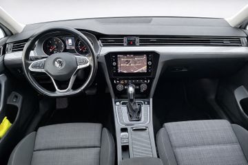 Volkswagen Passat Variant - 11