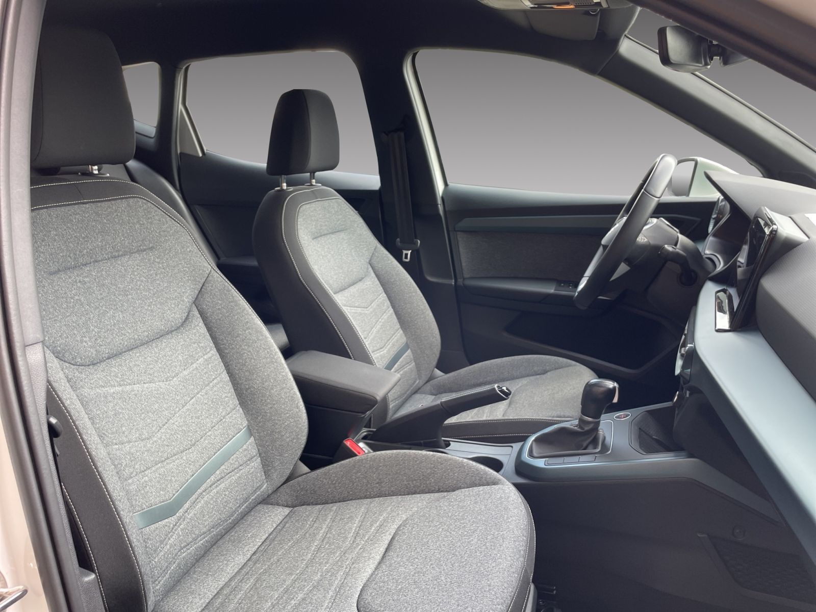 Seat Arona - Bild 13