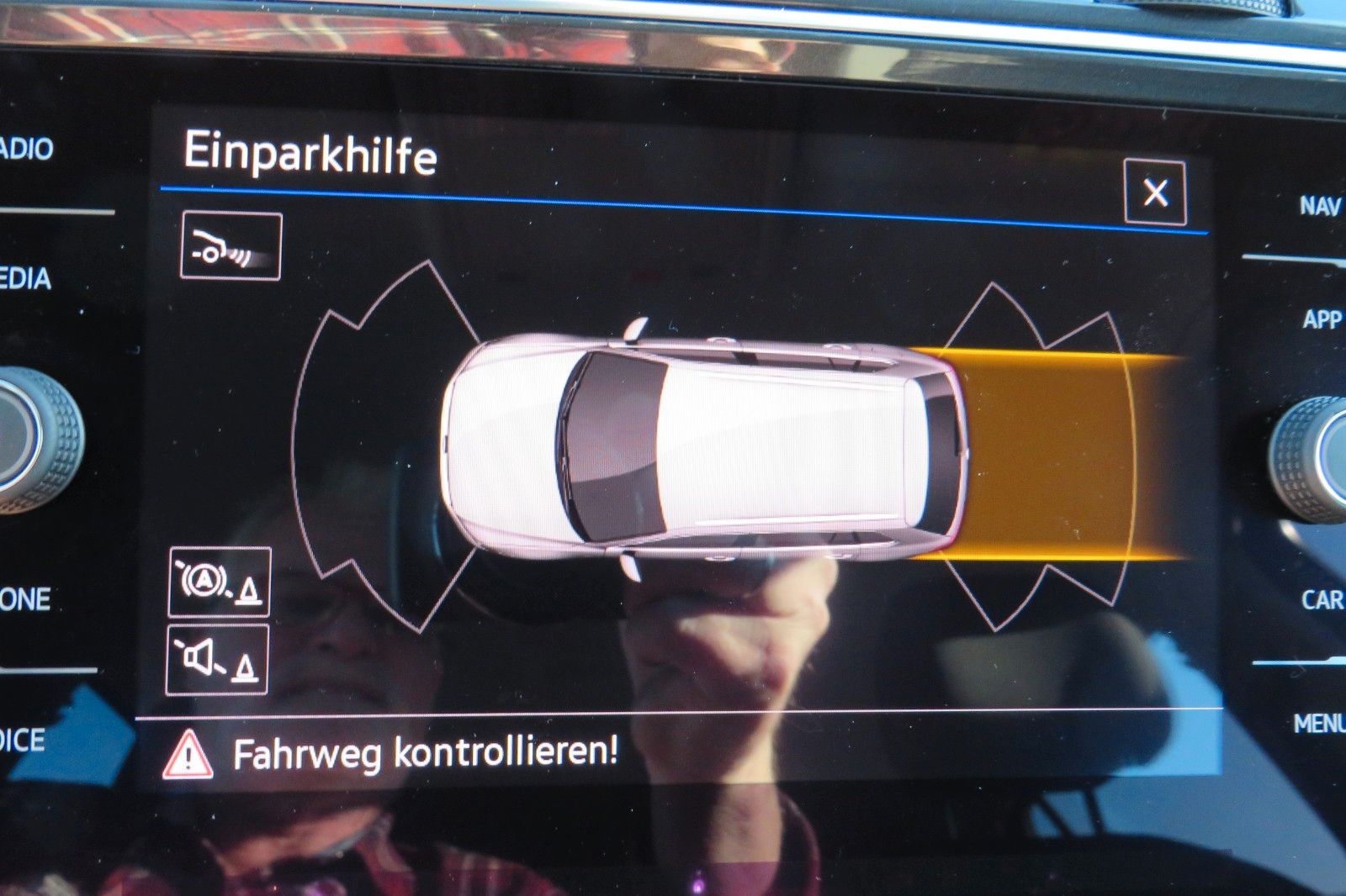 Fahrzeugabbildung Volkswagen Tiguan Life TDI DSG AHK NAVI KAMERA LED ACC GJ