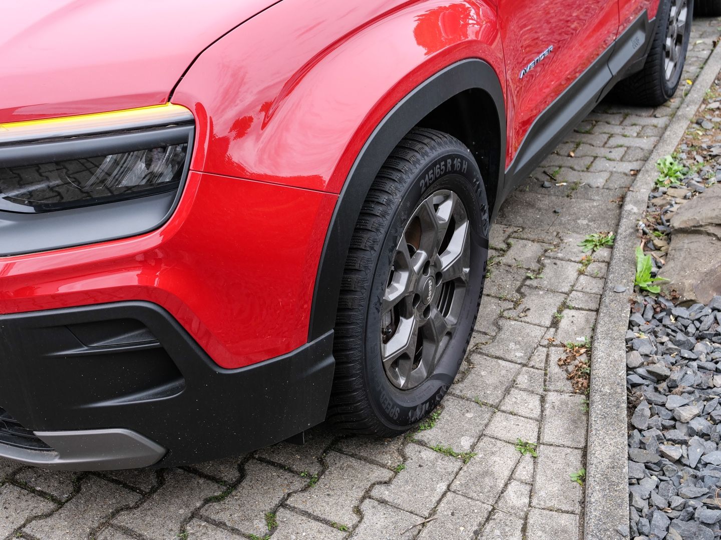 Jeep Avenger Longitude Electric LED Apple CarPlay And imagem 3