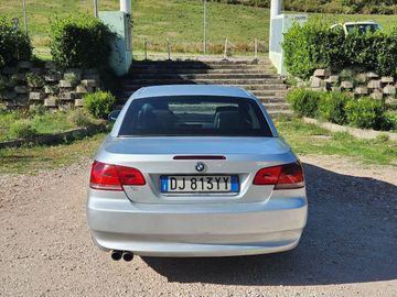 BMW 330 - 10