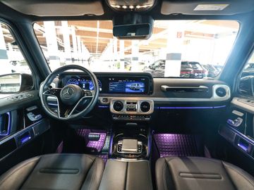 Mercedes G 580 - 11