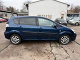 Toyota Corolla Verso 2.2 130KW,KLIMA,Stand H.TÜV02/2028 - gebrauchte Toyota Kleinbus