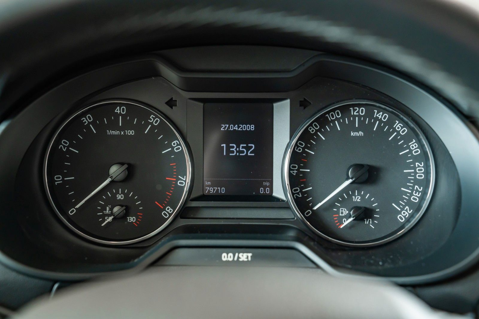 Fahrzeugabbildung SKODA Octavia Combi Elegance 1.4 TSI Green tec