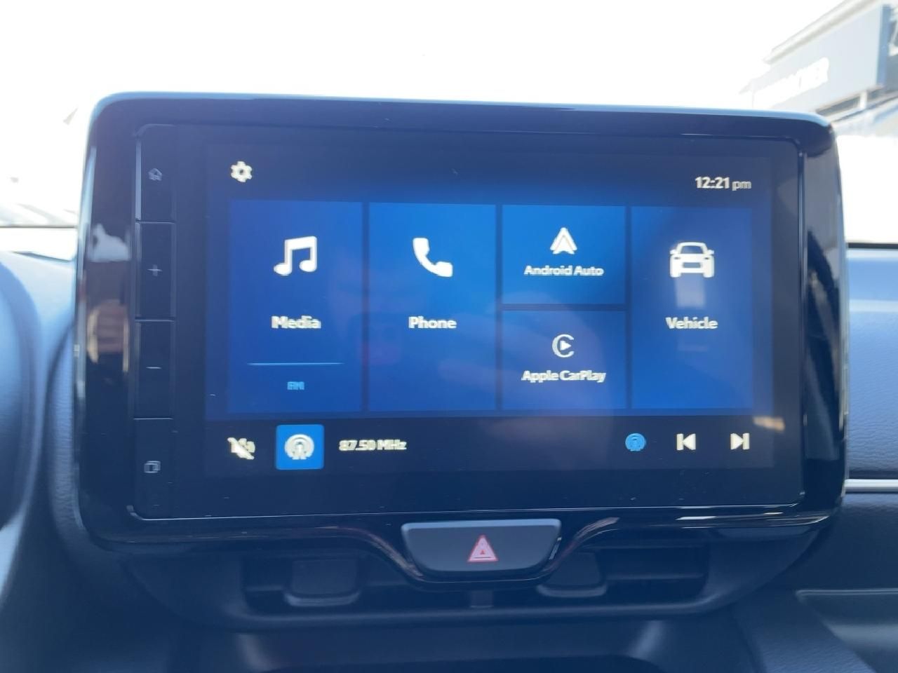 Fahrzeugabbildung Toyota Yaris Hybrid 116PS Team D + Safety + Comfort