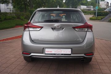 Toyota Auris - 4