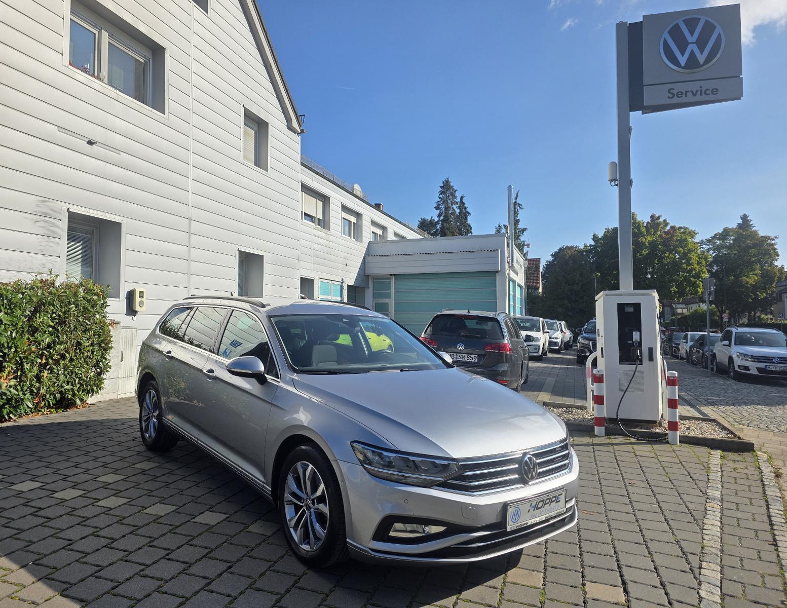 Volkswagen Passat Variant Business 4Motion