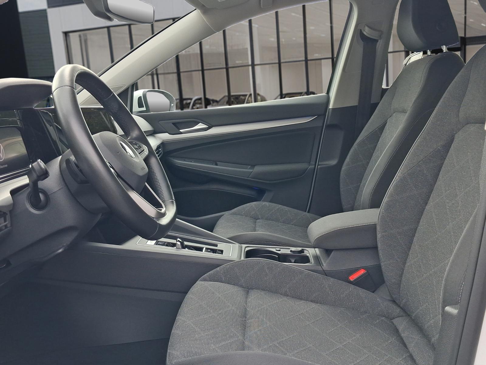 Volkswagen Golf Life 1,0 l eTSI Life (EURO 6d) 1.Hd/ Spurw, миниатюра 5