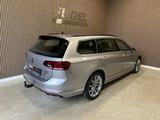 Volkswagen Passat Variant 1.5 TSI DSG R-Line Pano|AHK|Leder - mit Benzin-Antrieb: Kombi