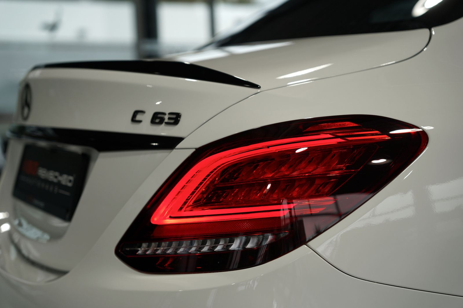 Mercedes Benz C 63 Amg