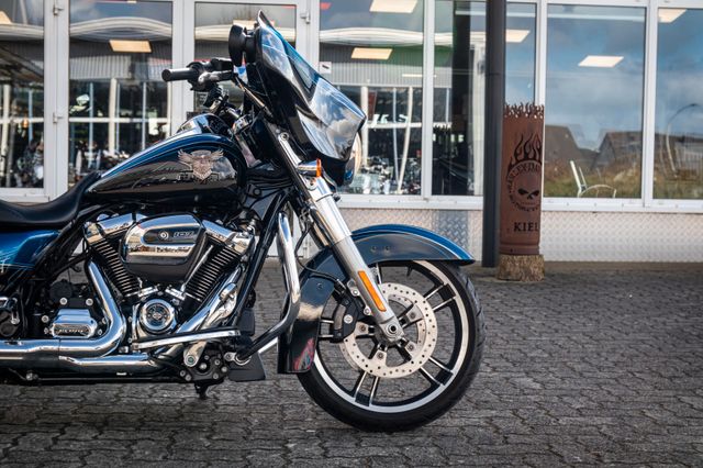 Fahrzeugabbildung Harley-Davidson STREET GLIDE SPECIAL FLHXS Anniversary selten