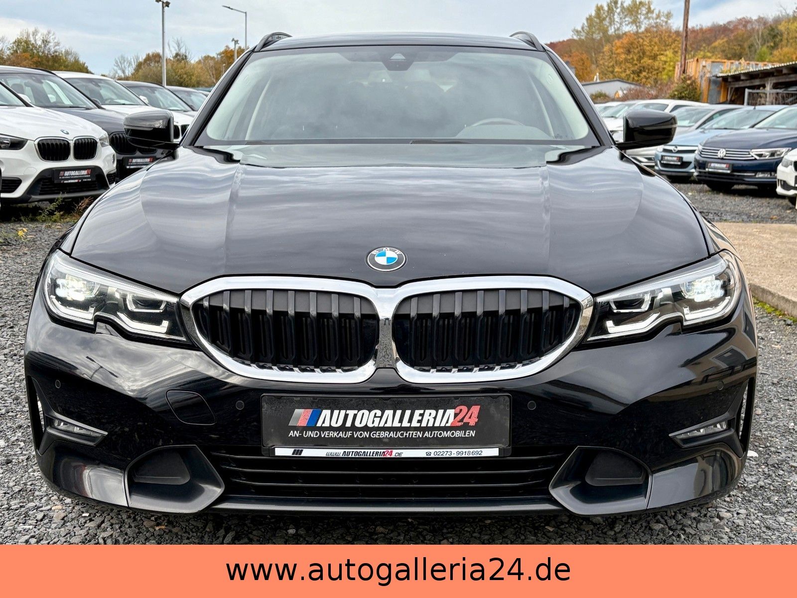 Fahrzeugabbildung BMW 318d Tour Aut. SPORT LINE Navi LED AHK Leder 1HD