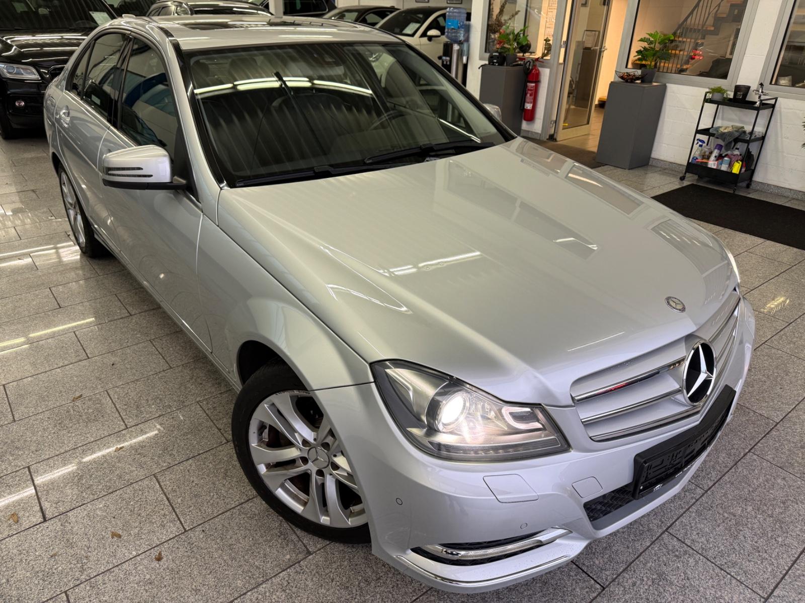 Mercedes-Benz C 180 CGI*LM*AUT*AVNTG*BI-XN*TMP*NAV*PTS*AHK*SHZ