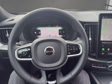 Volvo XC60 B5 AWD Plus Black Edition Facelift