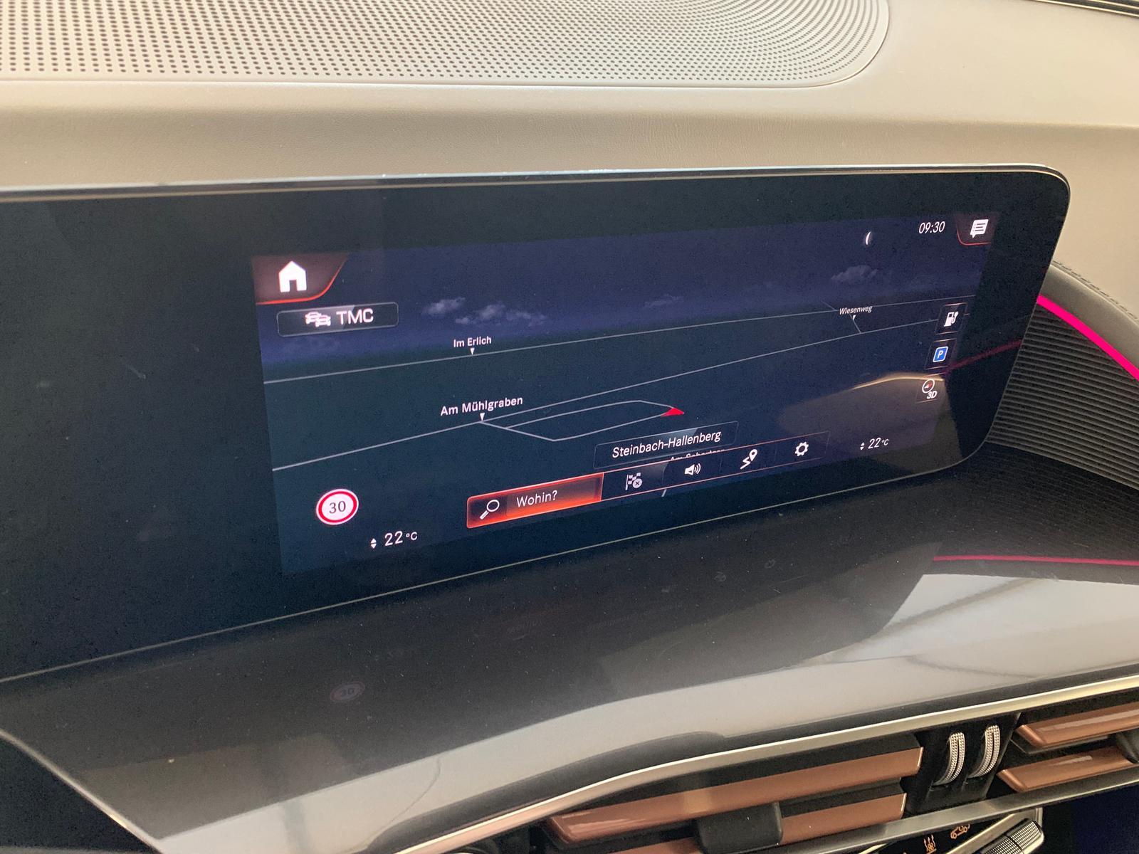 Mercedes-Benz EQC 400 4M 2xAMG Line Widescr Glasdach Multibeam