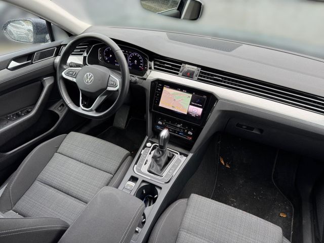 Passat Variant Business 2.0 TDI DSG AHK Navi Mat
