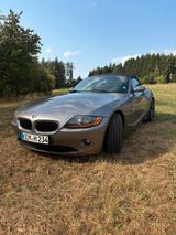BMW Z4 2.2i - - BMW Z4 aus 2004: Cabrio
