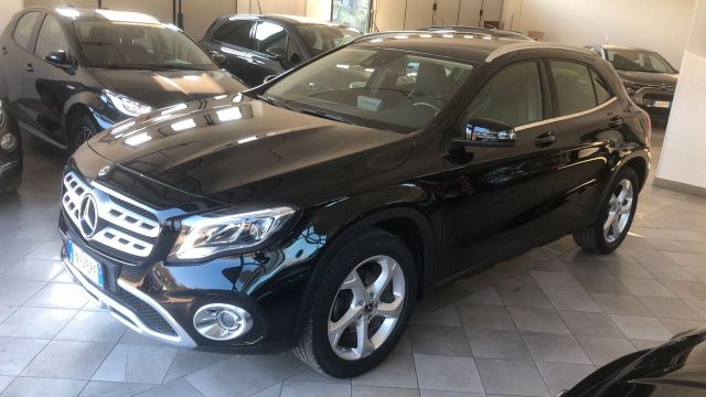 Mercedes-Benz Mercedes-benz GLA 180 d Sport Cross