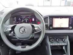 Fahrzeugabbildung Skoda Karoq 1,5 TSI Clever AHK ALW Navi