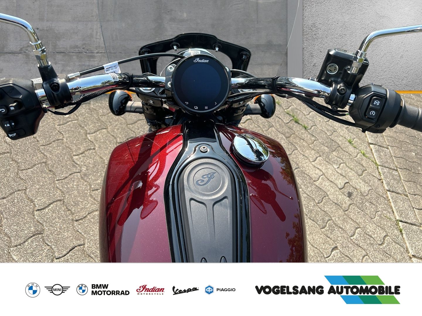 Fahrzeugabbildung Indian Scout Super Limited Tech, Koffer, Sportscheibe,