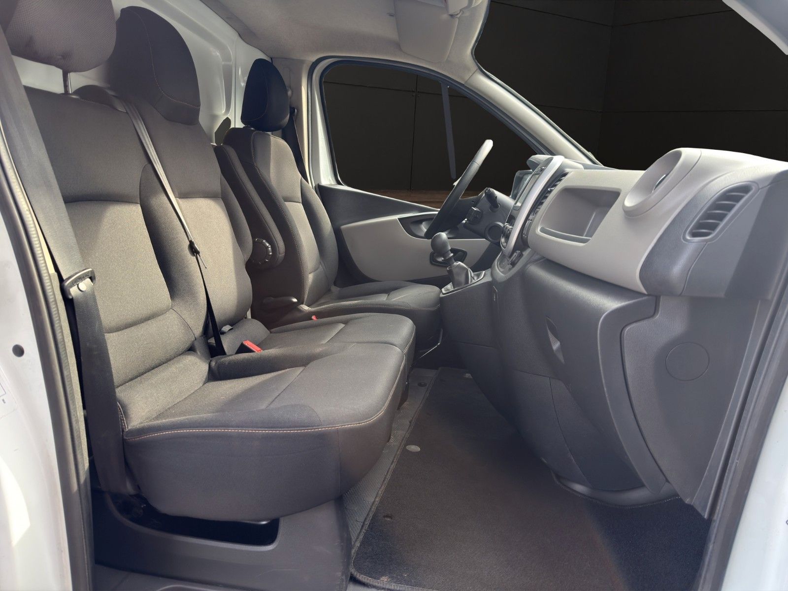 Fahrzeugabbildung Renault Trafic Kasten *3-Sitzer*Werkstattausbau*NAVI