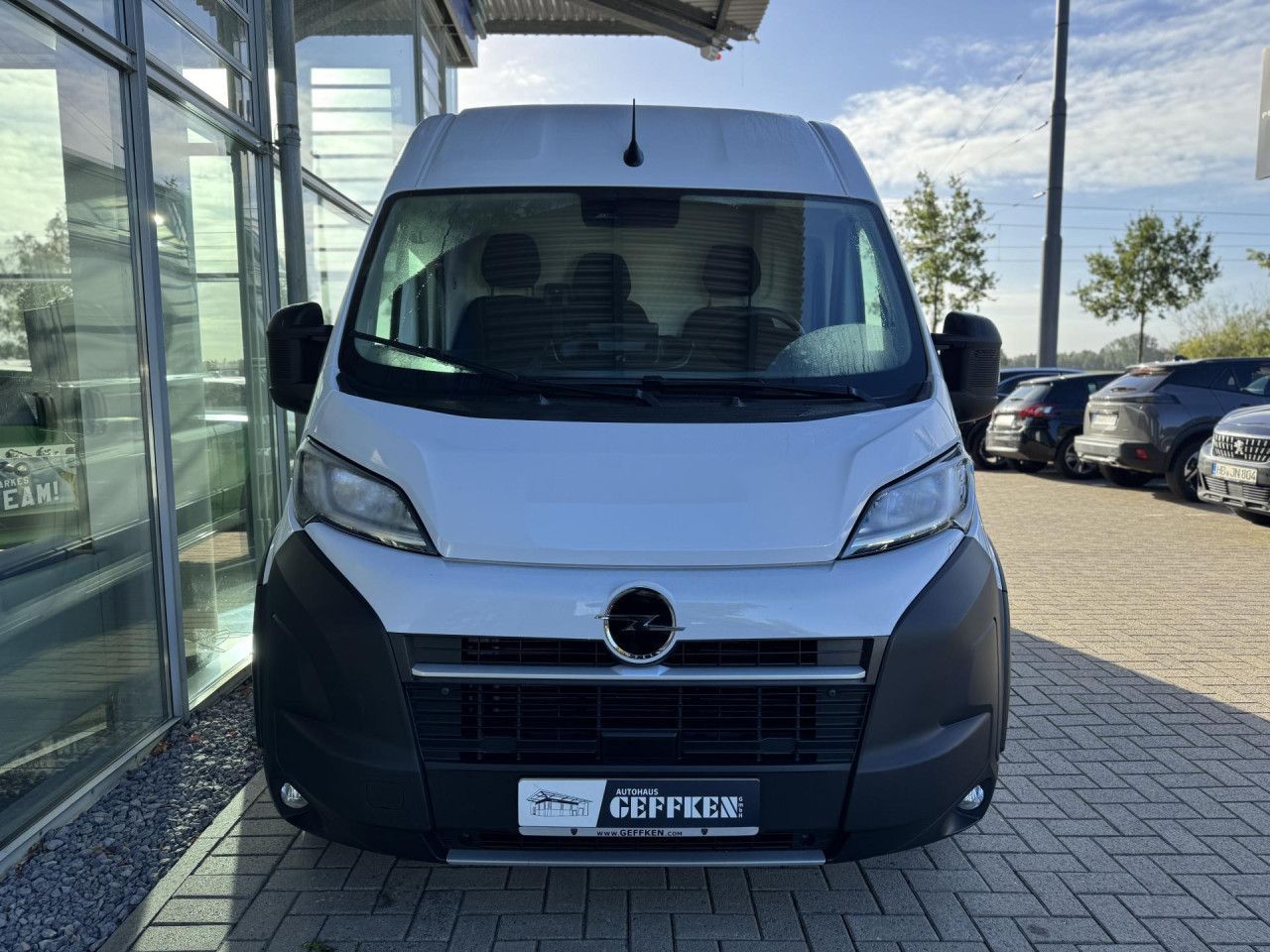 Opel Movano 2.2 BlueHDi 180 L3H2, 10 Zoll Touchscreen imagem 2