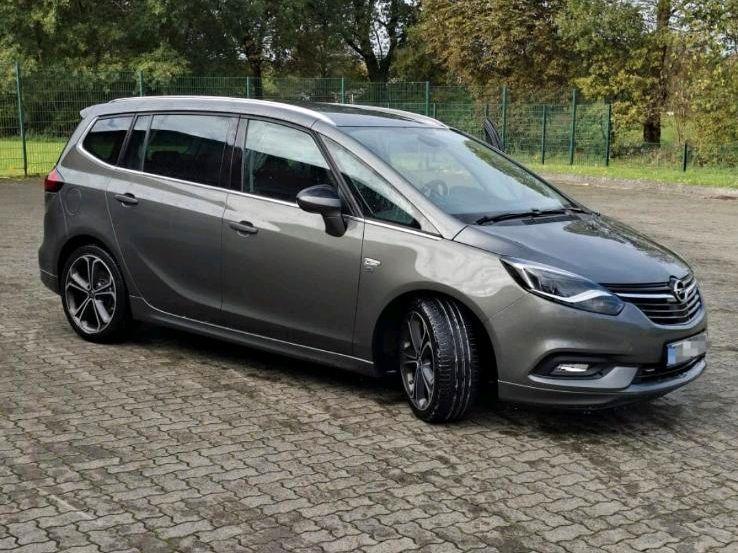 Opel Zafira Tourer