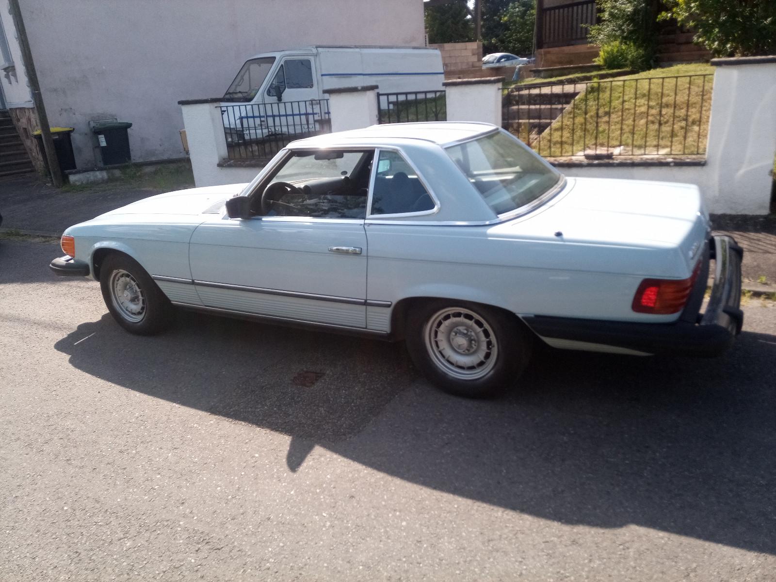 Mercedes-Benz 450SL W107