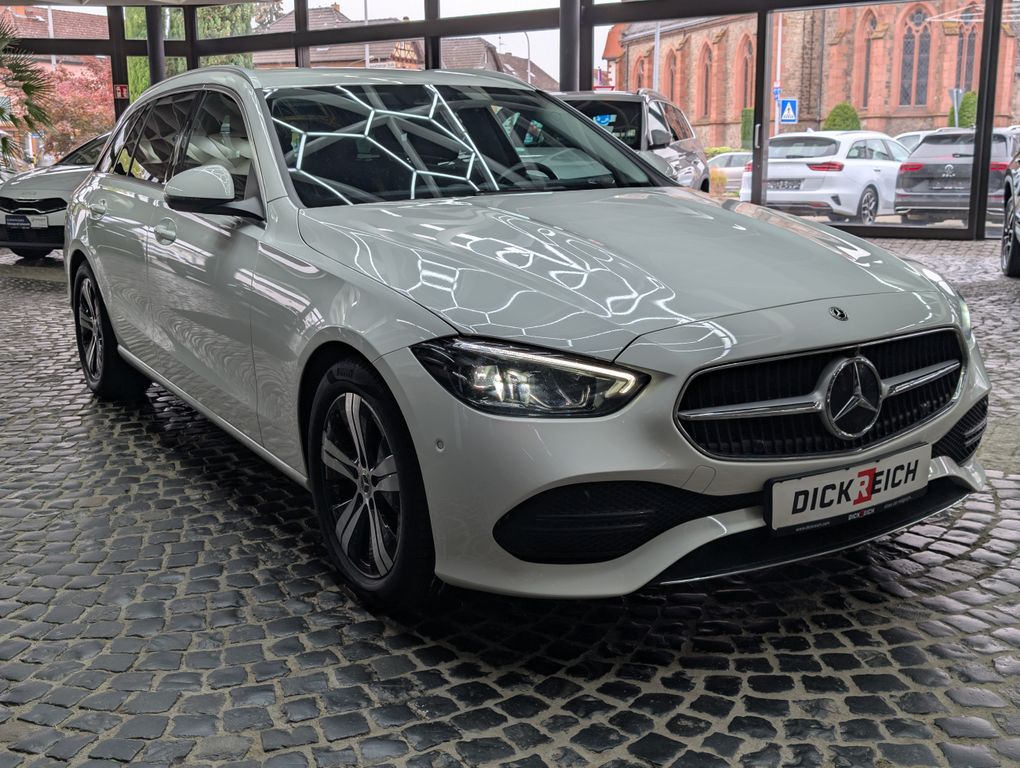 MERCEDES-BENZ C-Class 2024