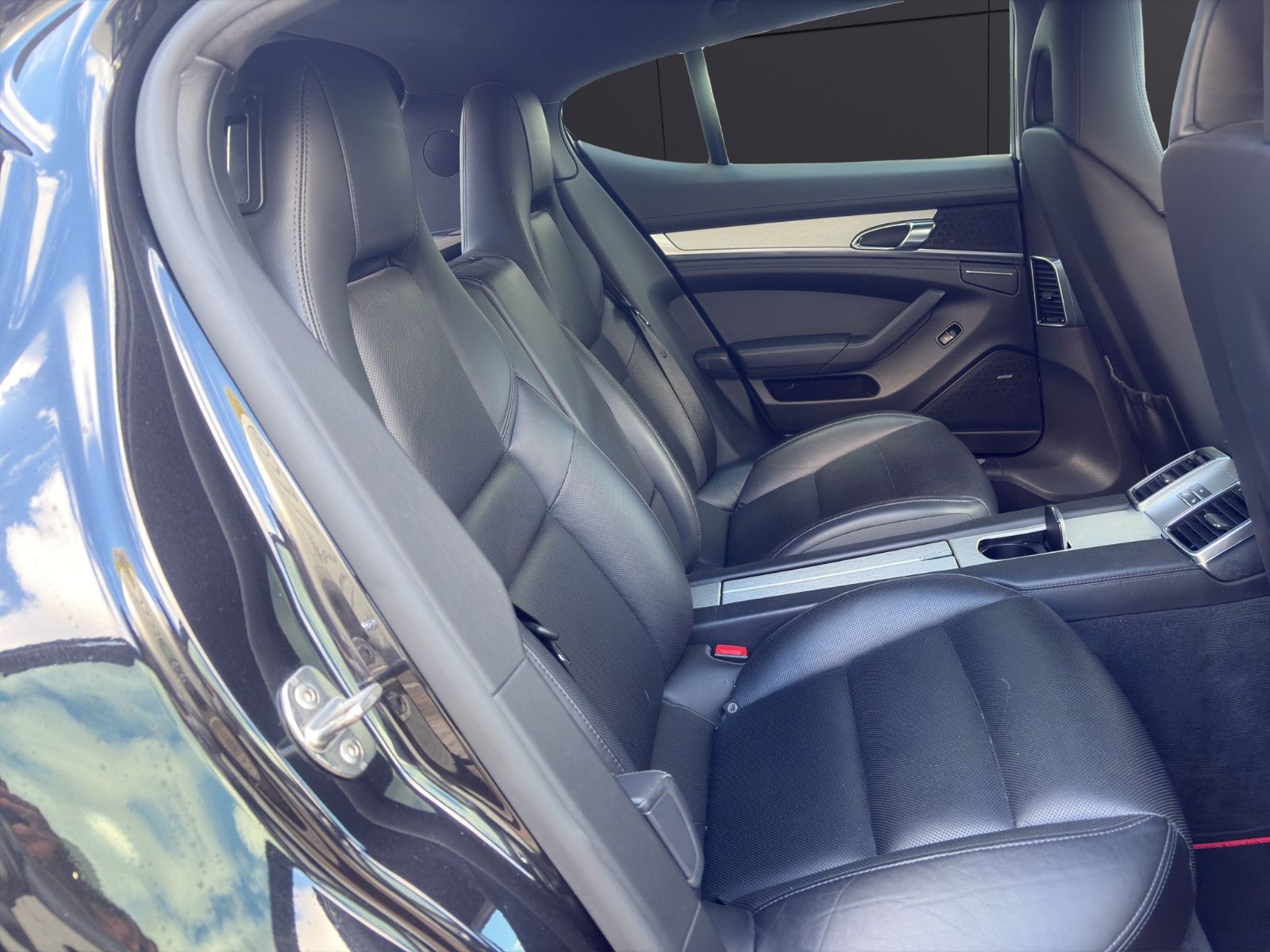 Fahrzeugabbildung Porsche Panamera Turbo/Sport-Chrono/Schiebedach/Memory