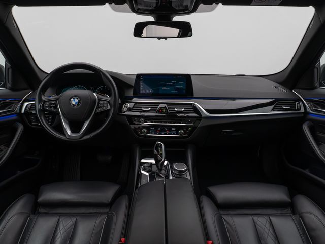 Foto Nummer 40: BMW 540i