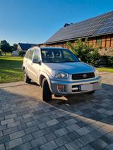 Toyota toyota rav4  wenig km 4 x 4 - gebrauchte Toyota RAV 4 aus dem Jahr 2003