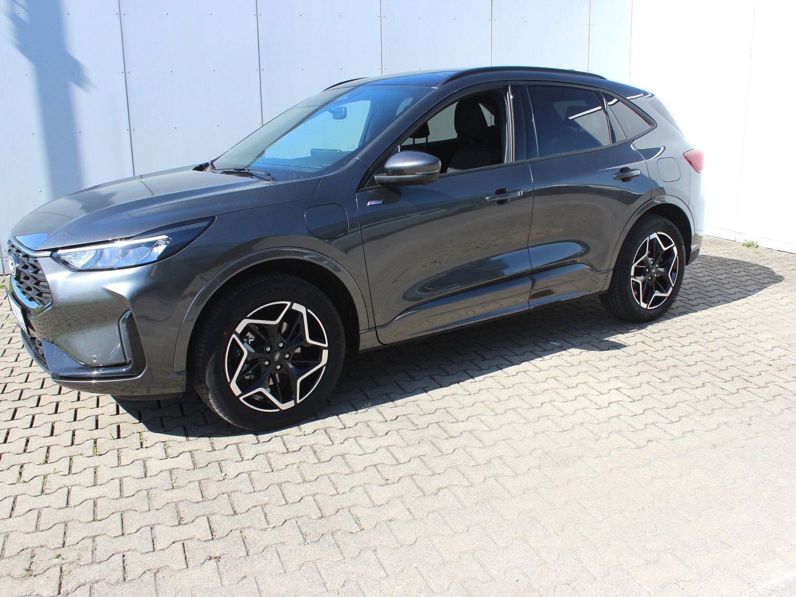 Fahrzeugabbildung Ford Kuga Plug-In Hybrid ST-Line