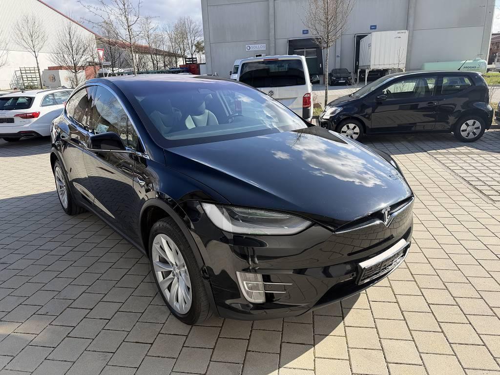 Tesla Model X LONG RANGE AWD *Vollausstattung* 100 kWh