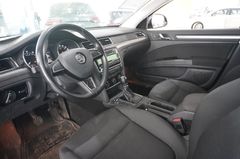 Fahrzeugabbildung Skoda Superb Combi 1.8 TSI ACTIVE KLIMA/SHZ/PDC/NEBEL