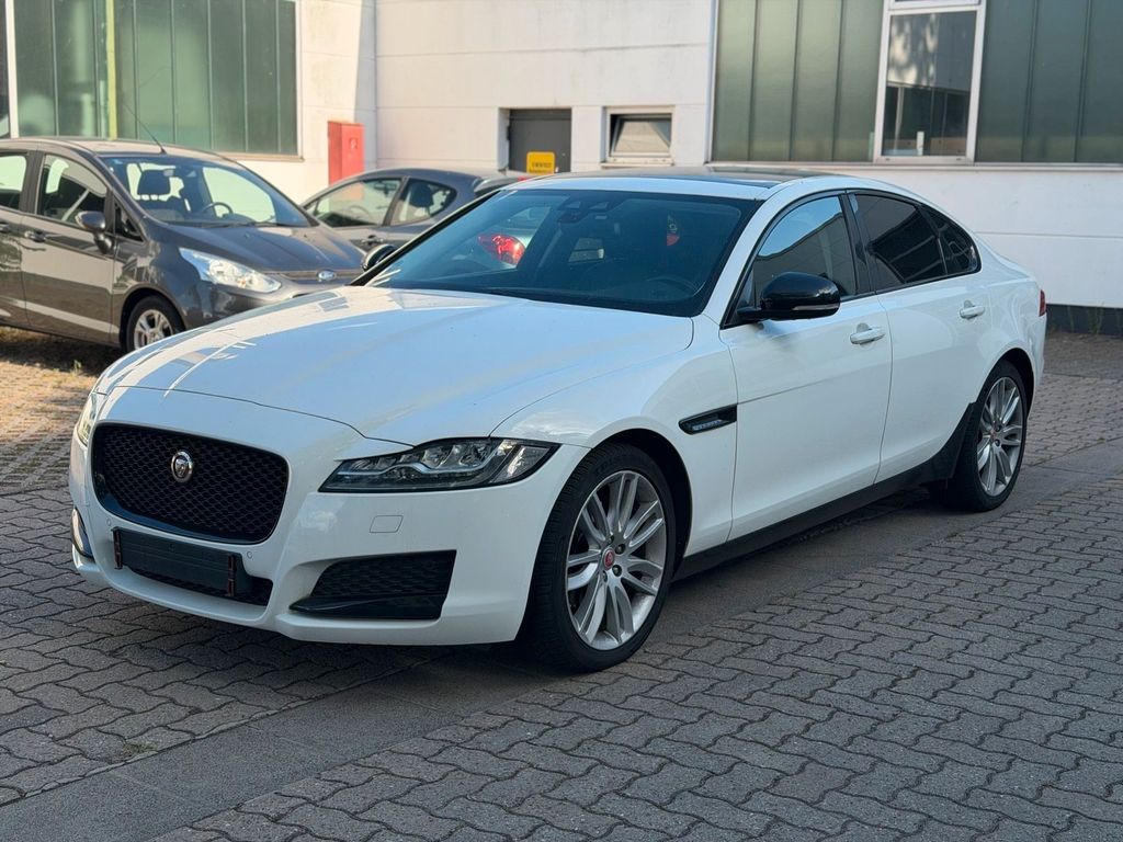 Image of Jaguar XF