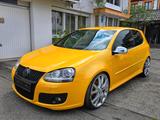 Volkswagen Golf V Lim. Speed. !! Yellow Speed !! - Volkswagen Golf mit Benzin-Antrieb: Coupé