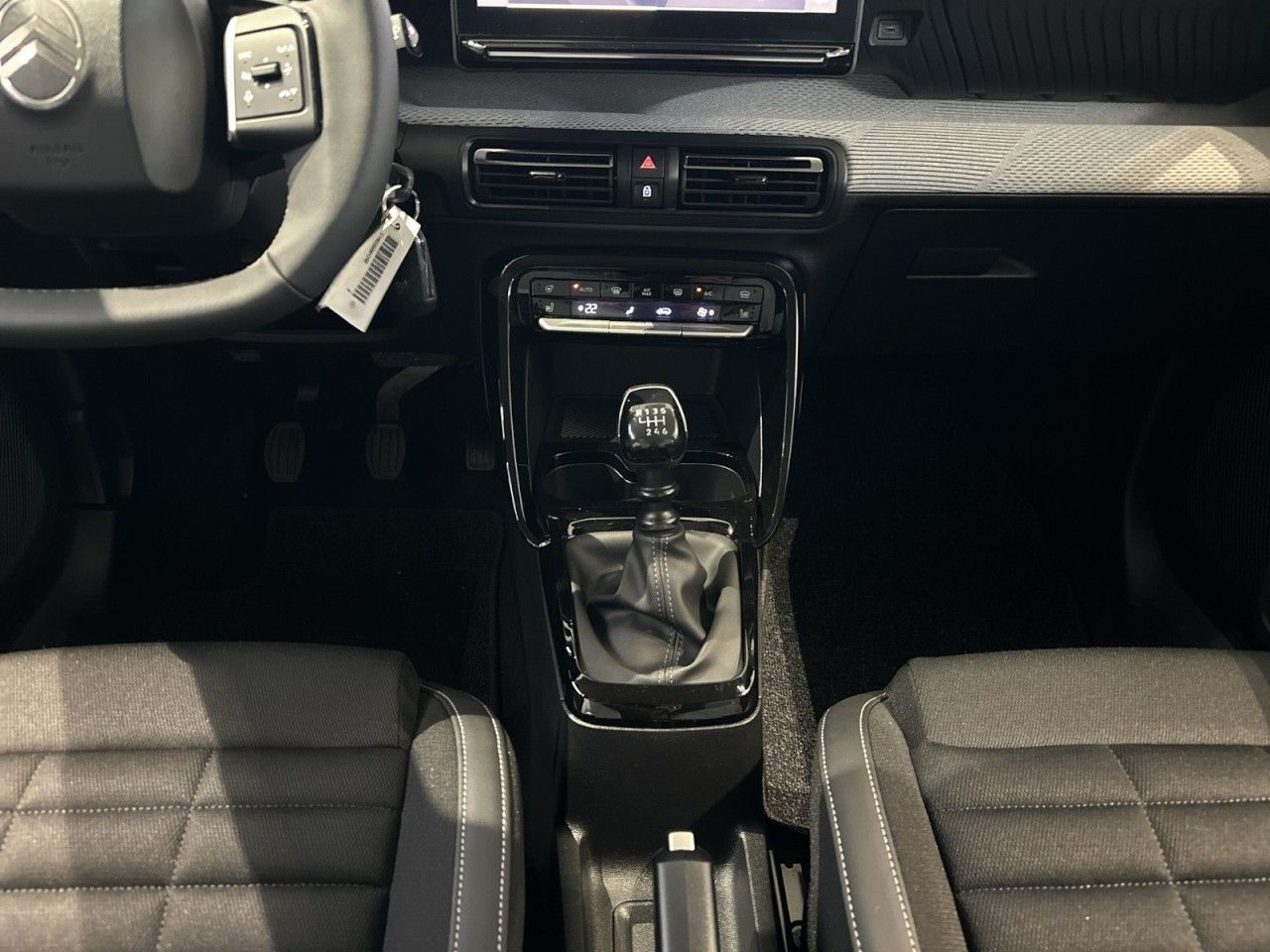 Fahrzeugabbildung Citroën C3 Aircross Turbo 100 PLUS