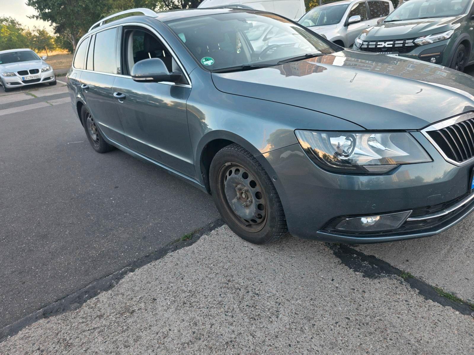 Skoda Superb 2014 — photo 10