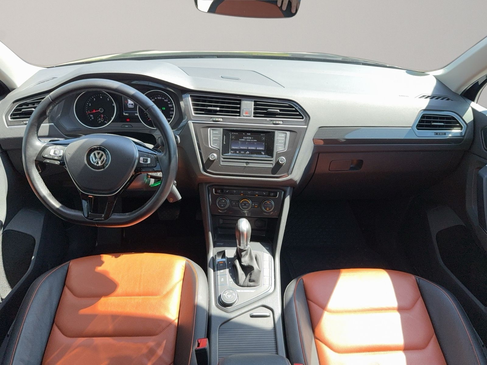 Tiguan 2.0 TSI Highline 4Motion, Leder, Sthzg, L