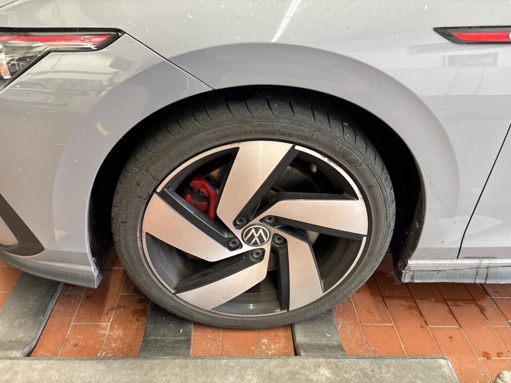 Golf GTI VIII 2.0 TSI Keyless/Kamera/Navi/Matrix