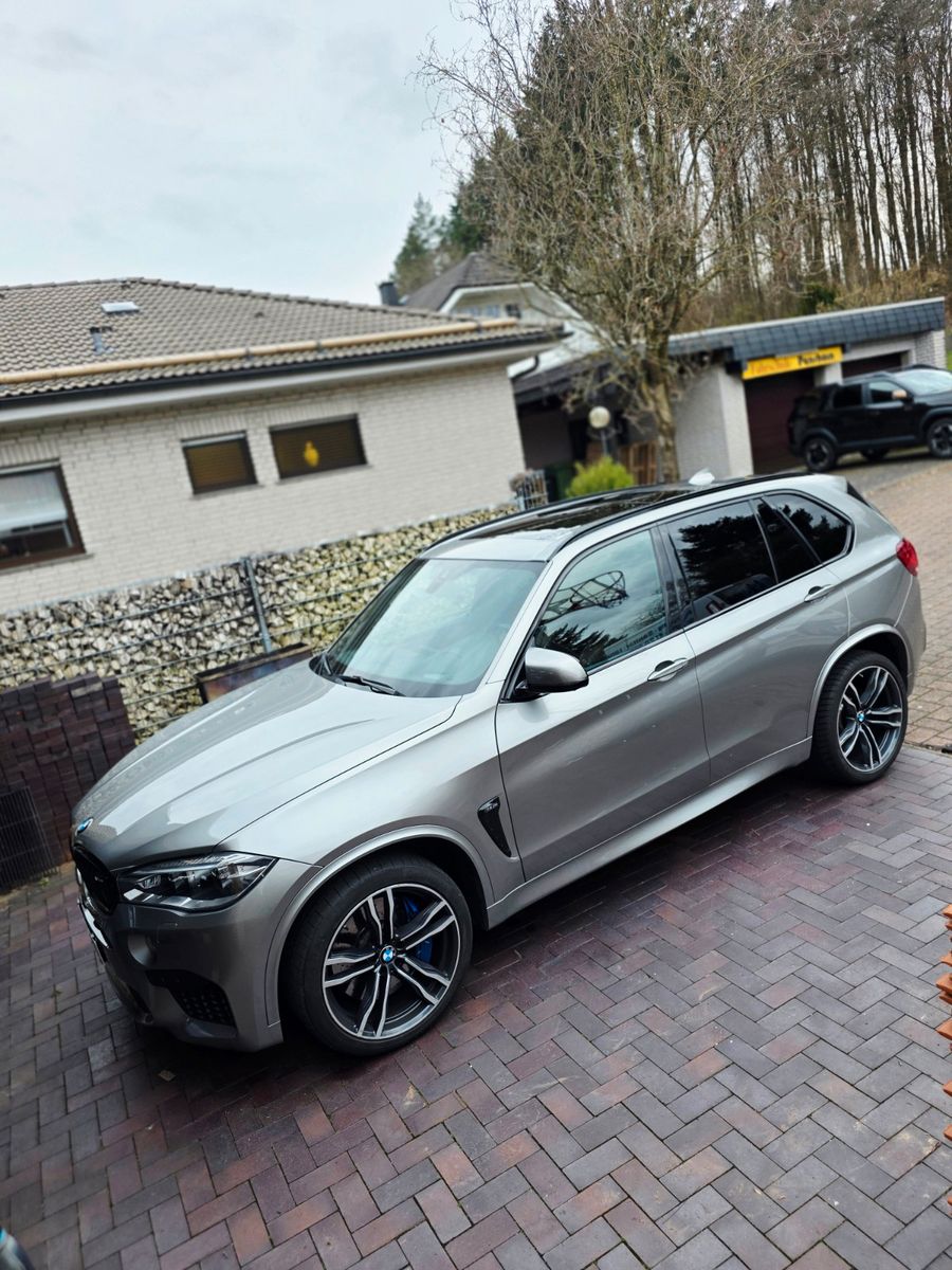 BMW X5M Vollaust. Unfallfrei Nachlackierungsfrei 