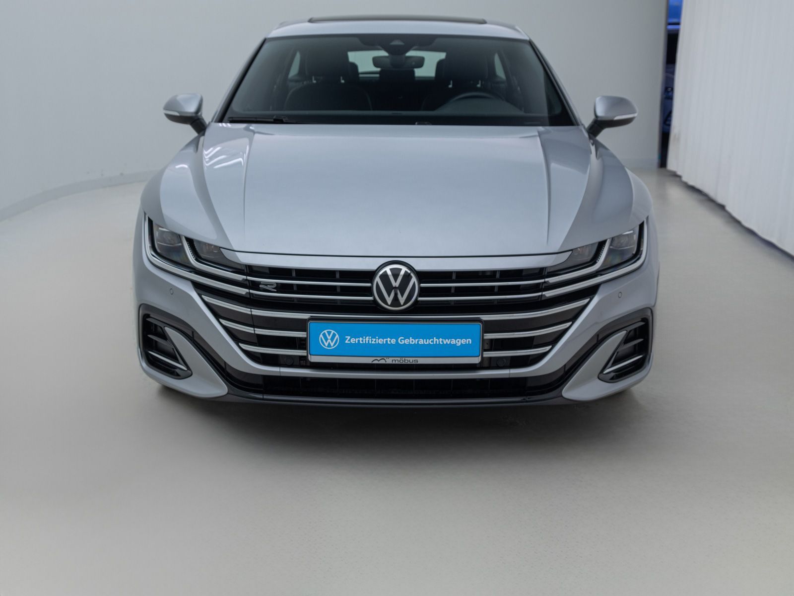 Volkswagen Arteon Shooting Brake 2.0 TSI R-Line DSG MASSAGE foto 3