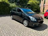 Toyota Verso 2.2 D-4D -7 sitzer      TÜV b... - Toyota Verso aus 2007