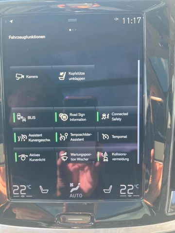 V60 T6 AWD R Design Expression Recharge