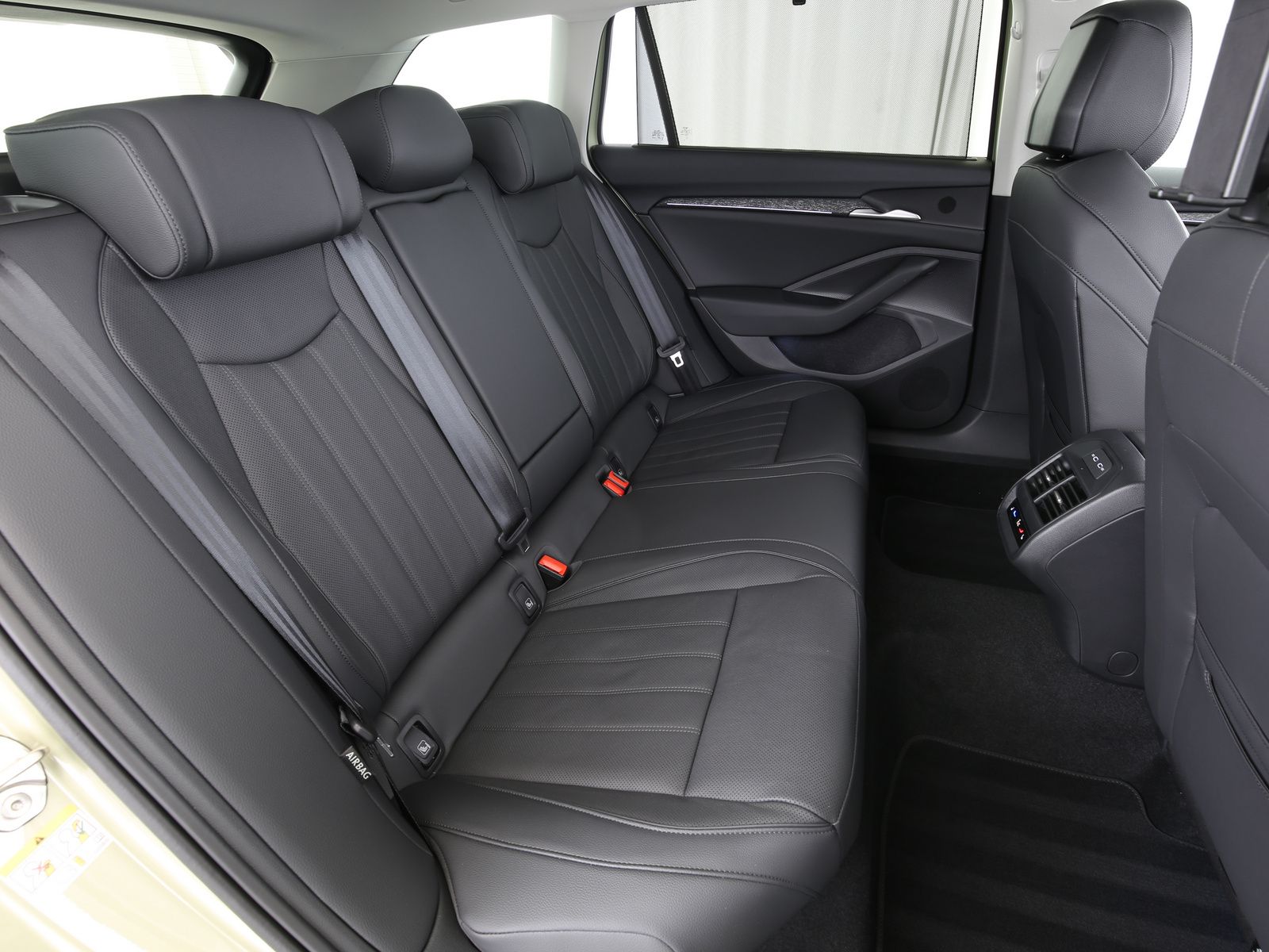 Skoda Superb - Bild 15